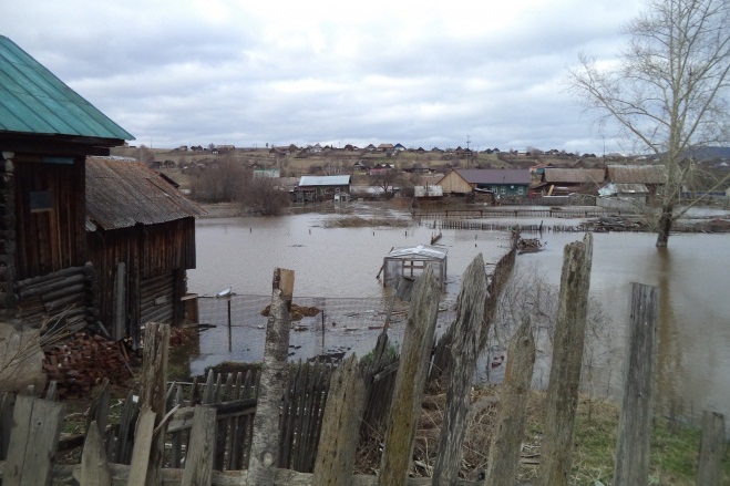 Началось: в Свердловской области эвакуируют поселок из-за паводка