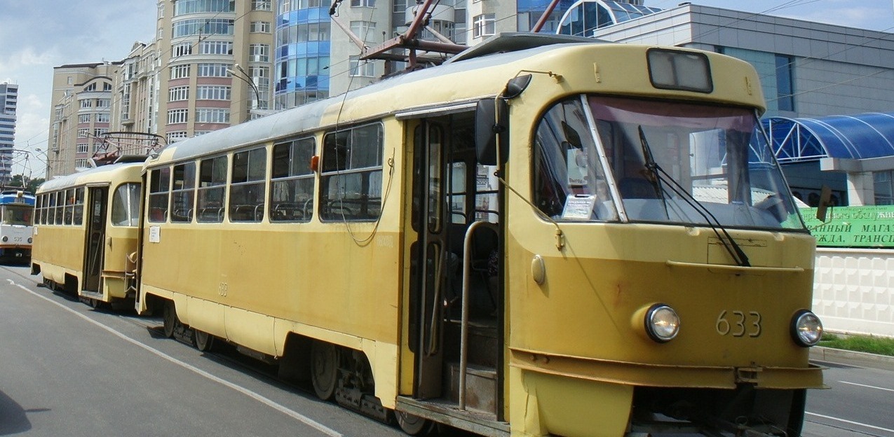 Пересаживайтесь на автобусы: ВИЗ на четыре дня останется без трамваев