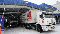 Россия отправила на Донбасс сотни тонн новогодних подарков