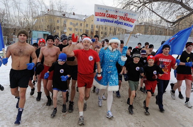 Купить зимнюю одежду камуфляж