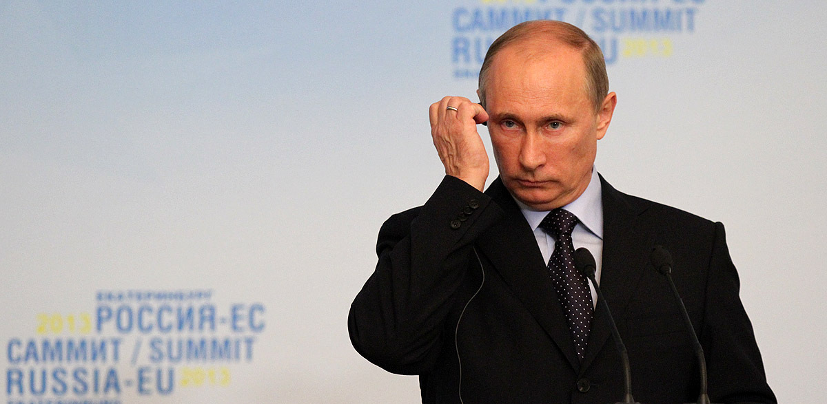 Владимир Путин официально декриминализировал побои в семье