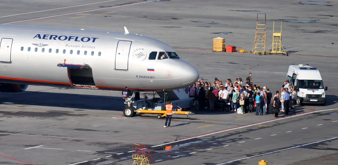 Летевшие в Москву пассажиры «Аэрофлота» на 13 часов застряли в Кольцово