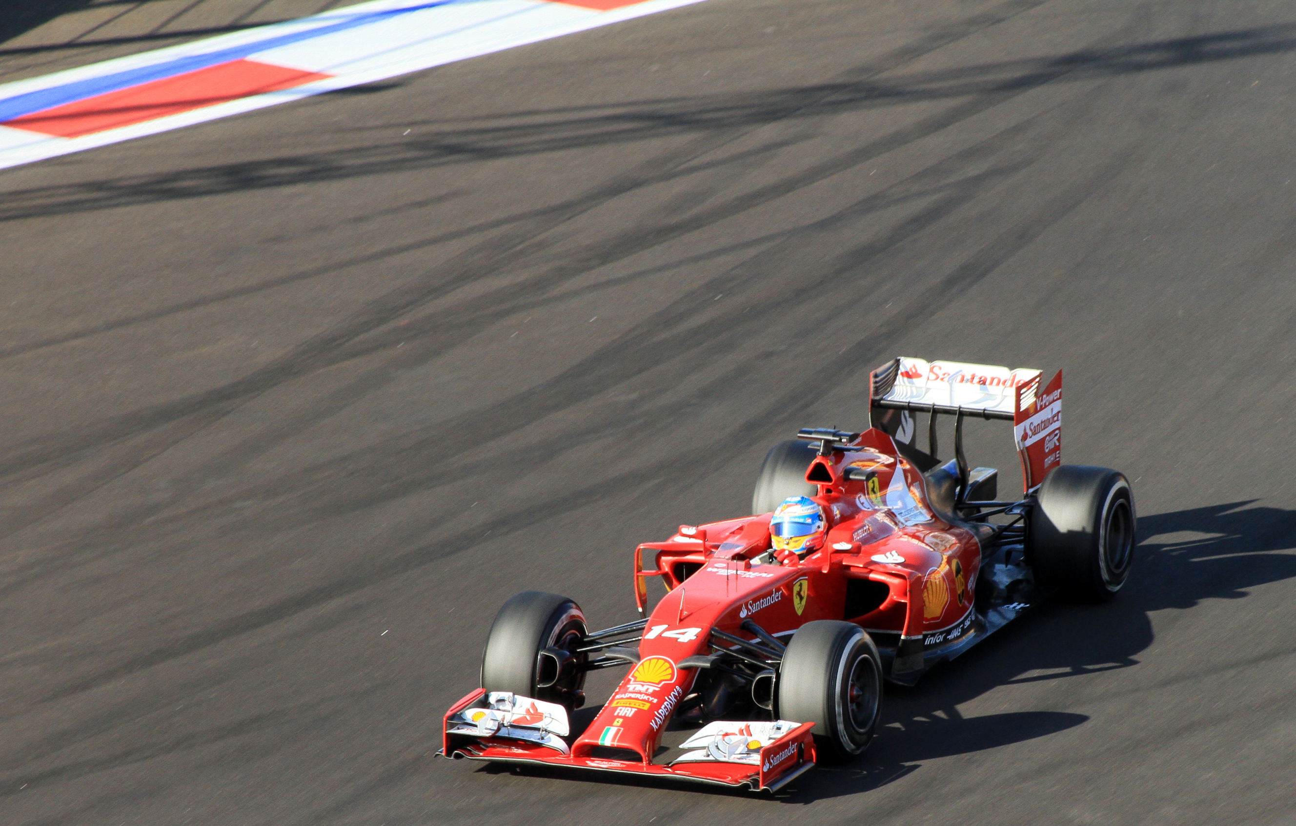 Подешевело: стартовали продажи билетов на российский Гран-при «Формулы-1»