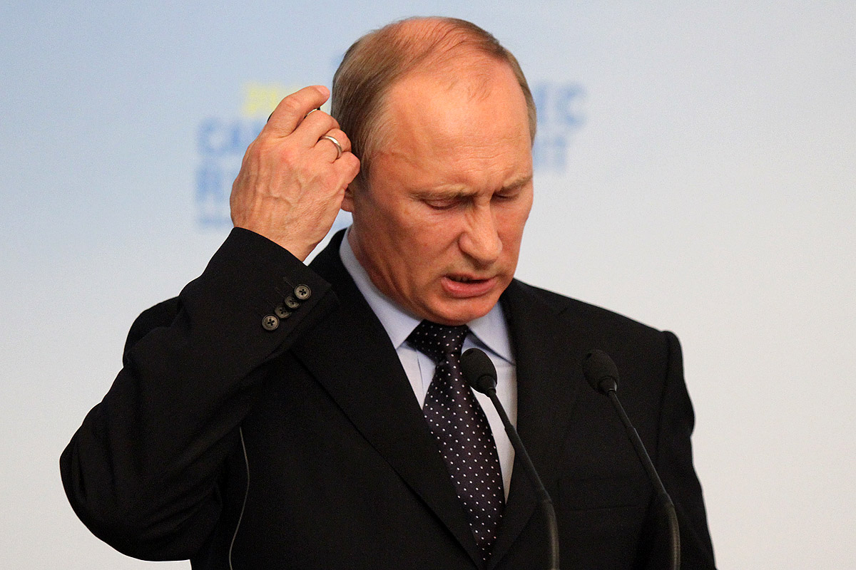 «Куда ФАС смотрит?» Владимир Путин удивился росту цен на бензин