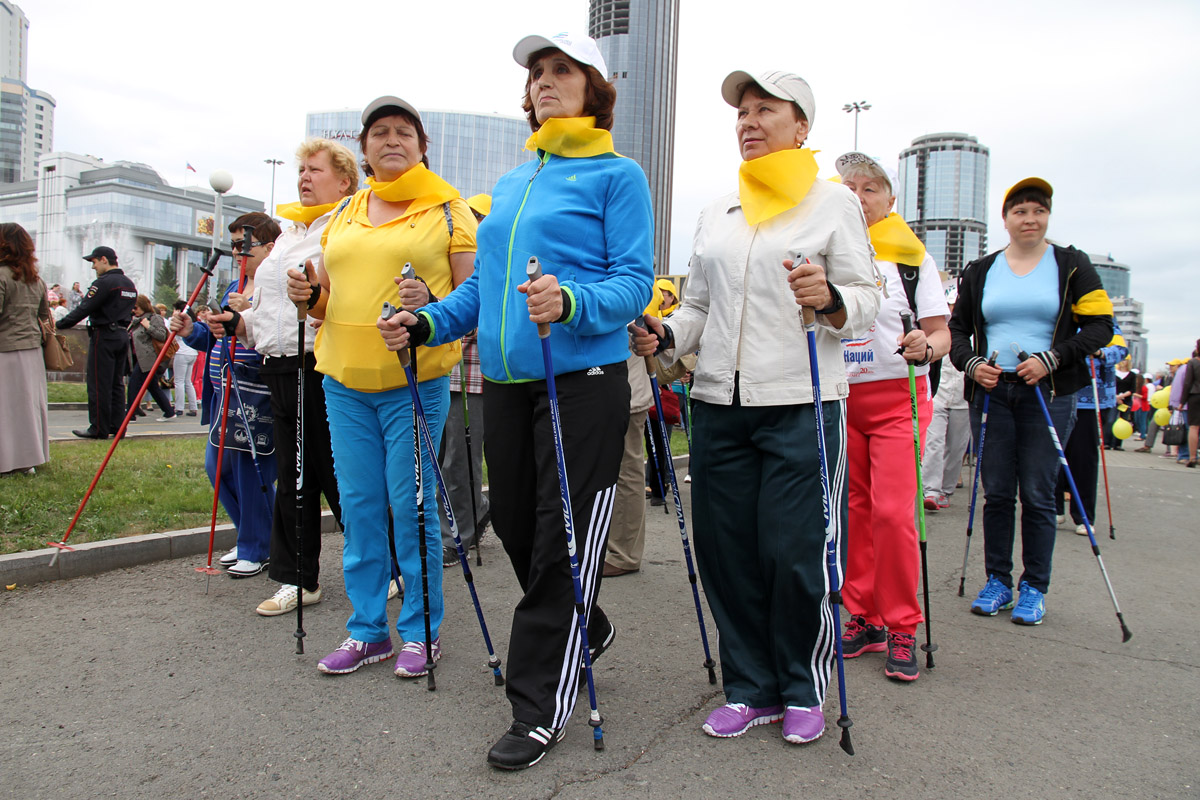 Шествие «3000 шагов к здоровью» прошло в Екатеринбурге