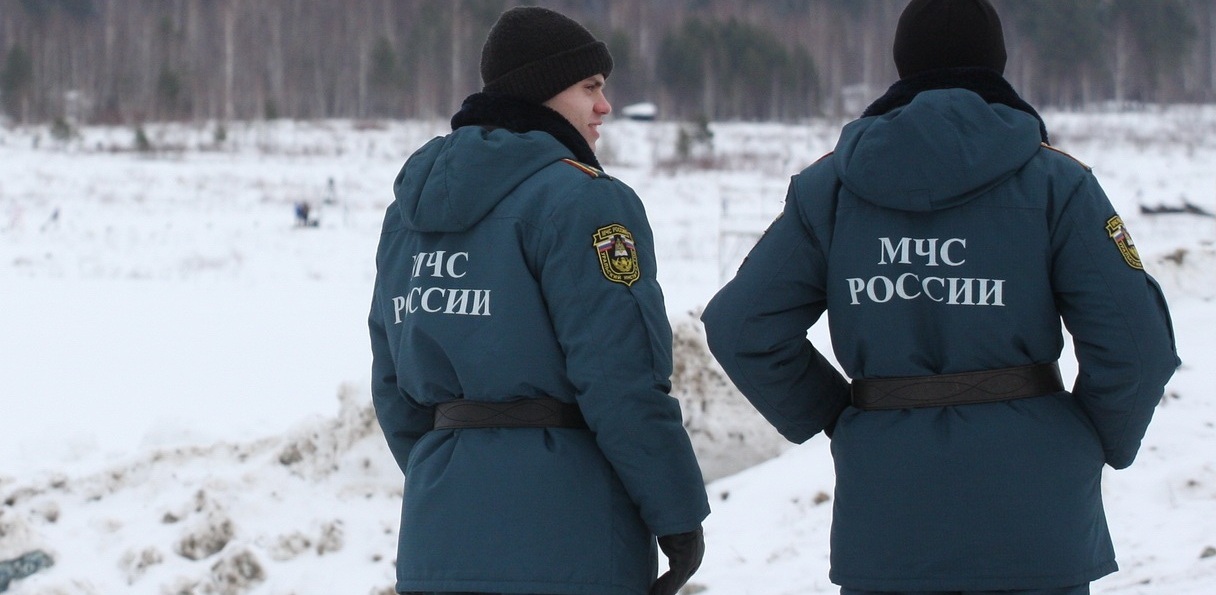 Свердловские спасатели перешли на праздники в режим повышенной готовности