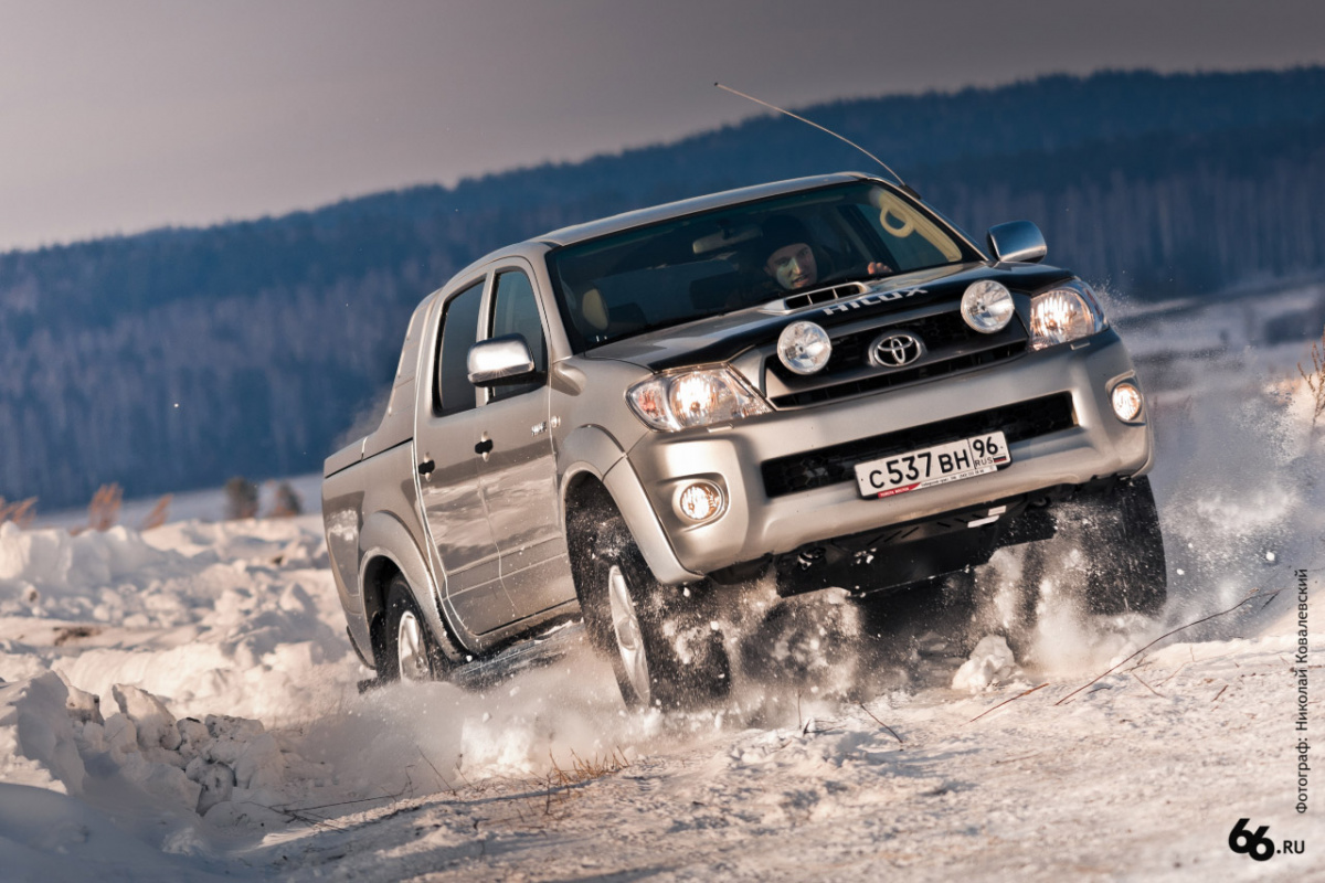 Toyota Hilux: Крепость и выдержка