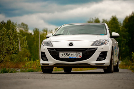 Mazda 3 new: издание второе, заостренное и рафинированное