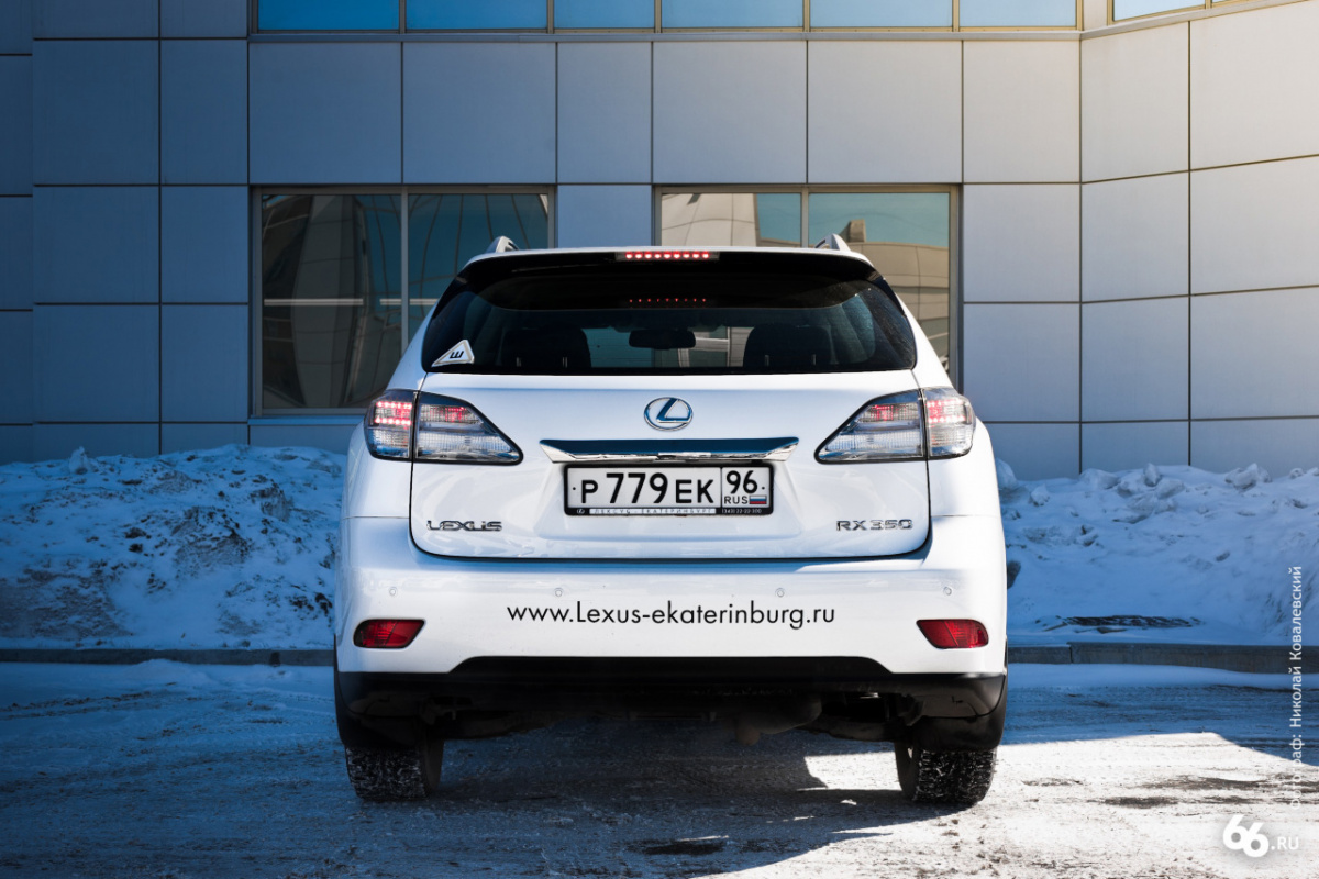 VIP-тест: Екатерина Седова-Хворостова и Lexus RX350