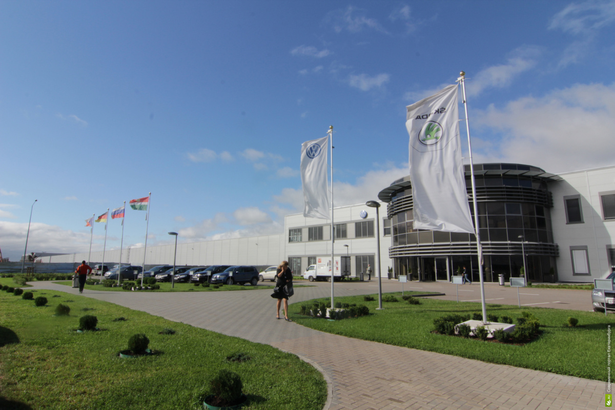 Депрессия авторынка: производство не встает, продажи падают