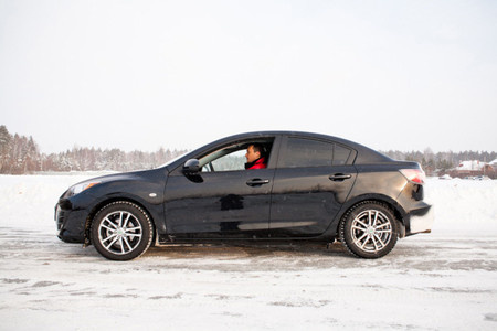 Уроки безопасного вождения от 66.ru: баланс автомобиля