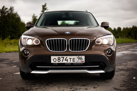 BMW X1: Младший в созвездии баварских Иксов