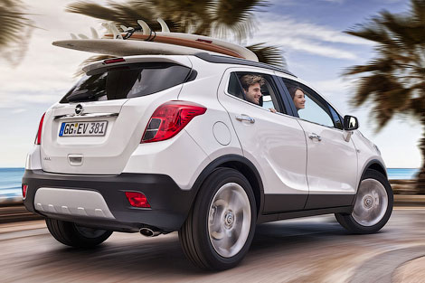Заявки на маленький кроссовер Opel начнут принимать в июне