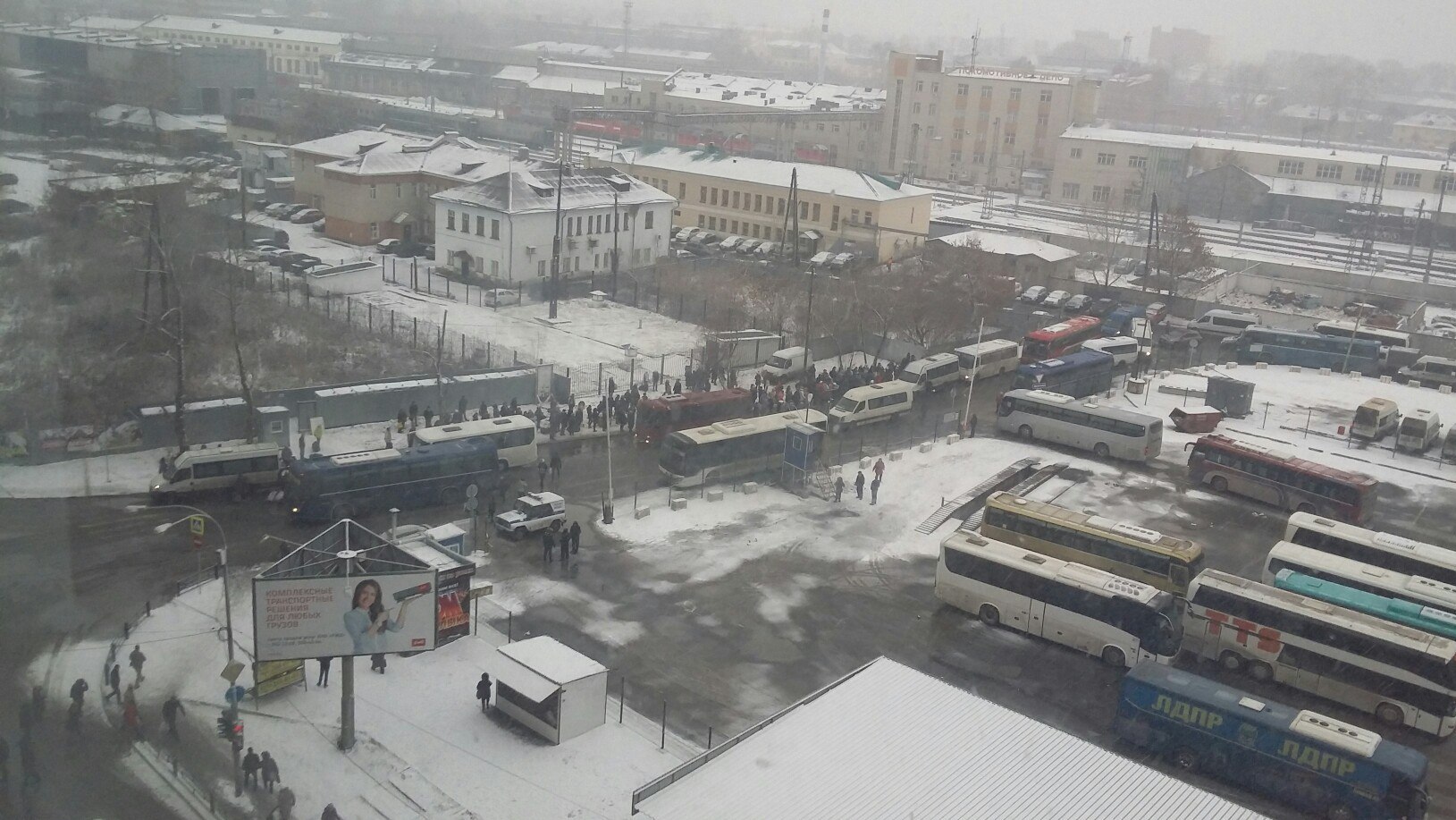 Из-за записок террористов в Екатеринбурге эвакуируют вокзалы