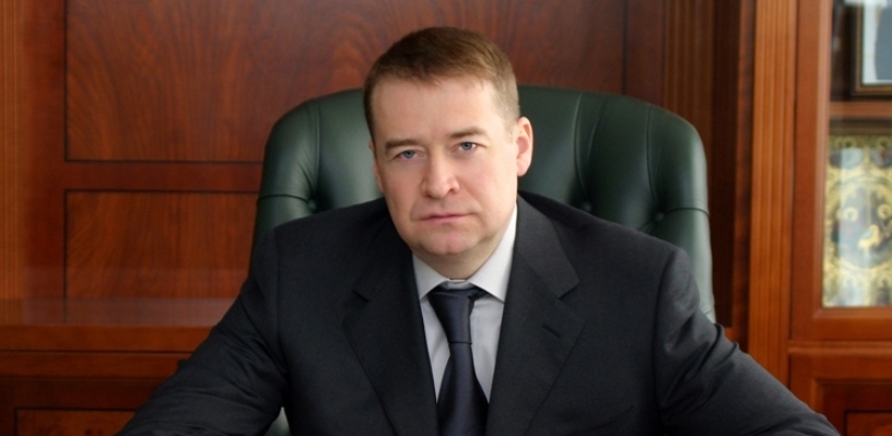 Бывшего главу Марий Эл Леонида Маркелова арестовали на два месяца за взятку в 235 млн рублей