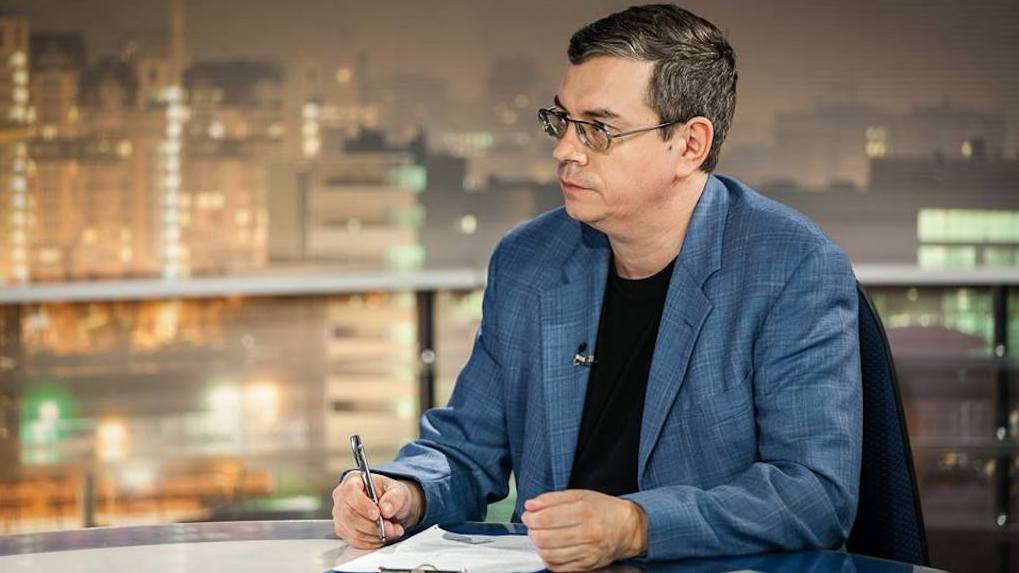 Телеведущий Евгений Енин покидает эфир «Четвертого канала»