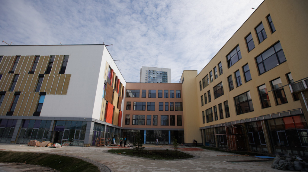 К 1 сентября в Екатеринбурге откроют три новые школы