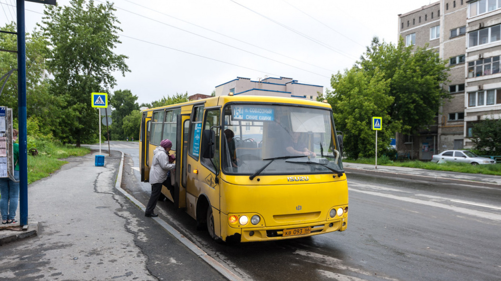 Перевозчики отказываются от маршрутов общественного транспорта в Екатеринбурге. Что происходит?