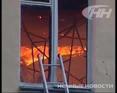 В Екатеринбурге два часа тушили пожар в сельхозакадемии