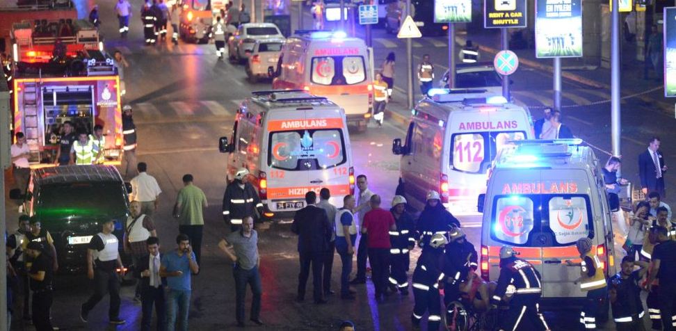 Террористы-смертники, устроившие бойню в аэропорту Стамбула, были гражданами России