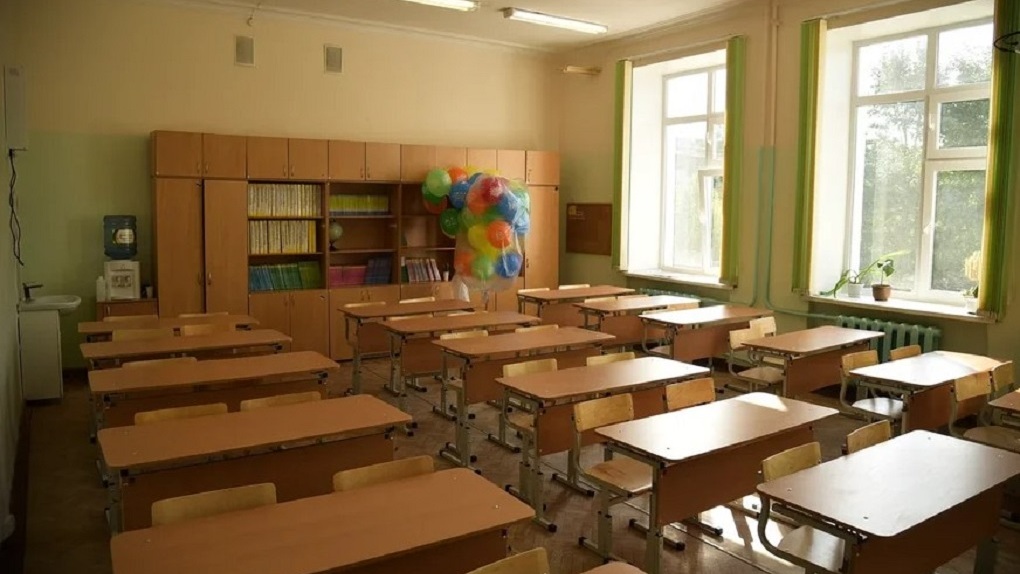 В школе небольшого уральского города из-за провального ЕГЭ расформировали 10 класс