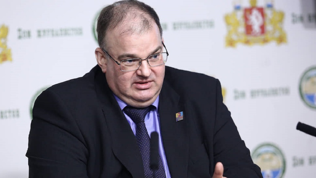 В ФАС назвали недопустимым заявление министра Цветкова о запрете врачам работать в частных клиниках