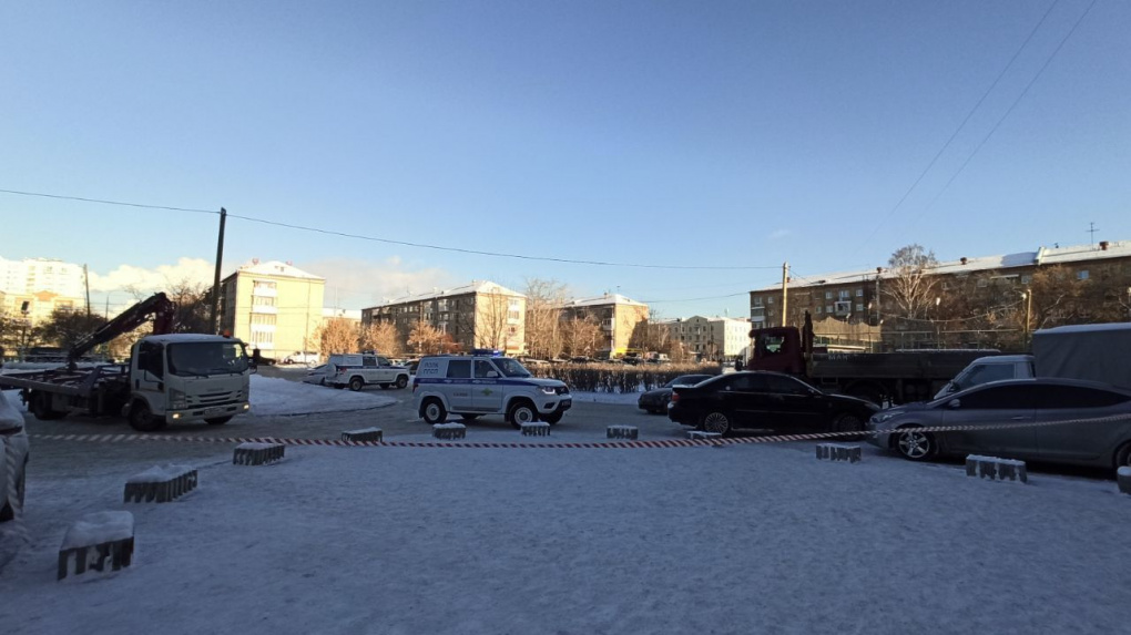 Полиция возбудила уголовное дело после перестрелки на ВИЗе, где делили место под киоск с фейерверками