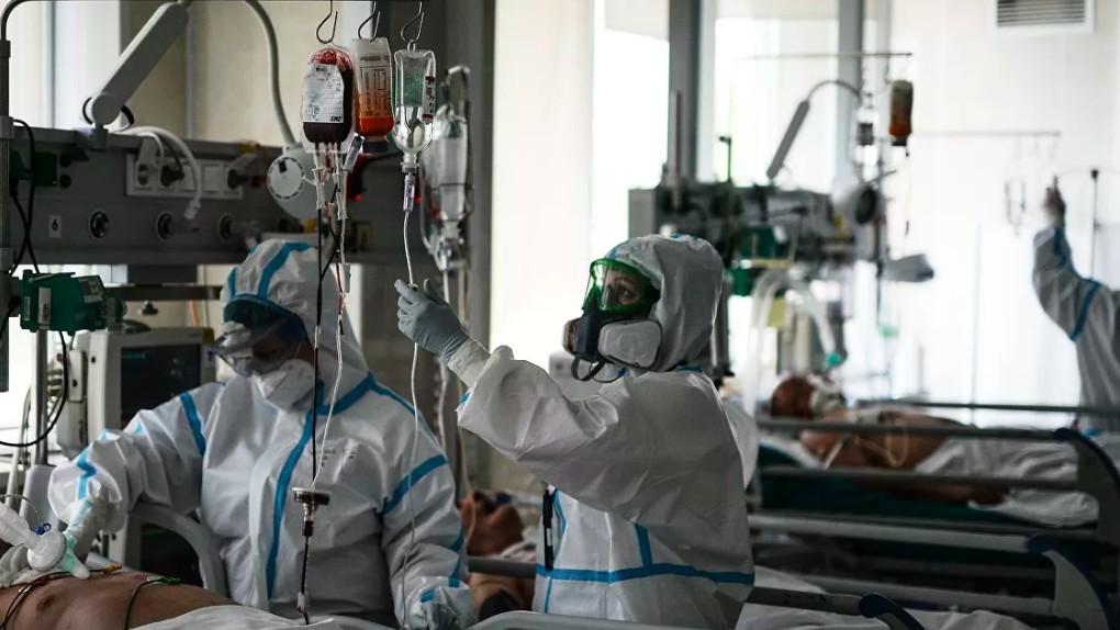 В регионах России заканчиваются места в стационарах для пациентов с коронавирусом