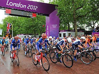 Вторую олимпийскую медаль России принесла велогонщица