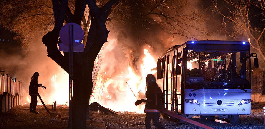 В столице Турции произошел теракт: взрыв унес жизни 28 человек