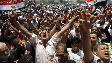 В Каире тысячи человек вышли на митинг