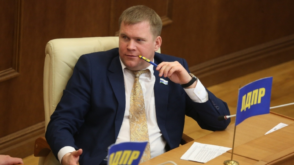 Свердловский депутат болел два месяца и избежал уголовного наказания за убийство человека