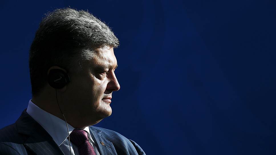 Порошенко собирается вернуть на Украине мир через три месяца