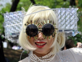 Леди Гага сказала «спасибо» Медведеву за поддержку геев