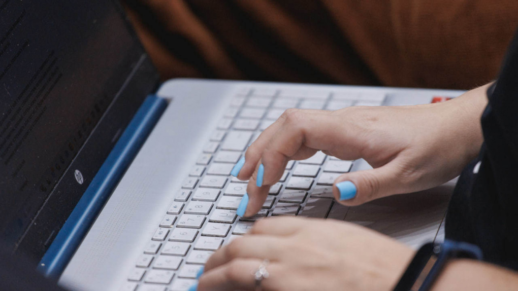 Россиян начали наказывать за упоминание зарубежных университетов