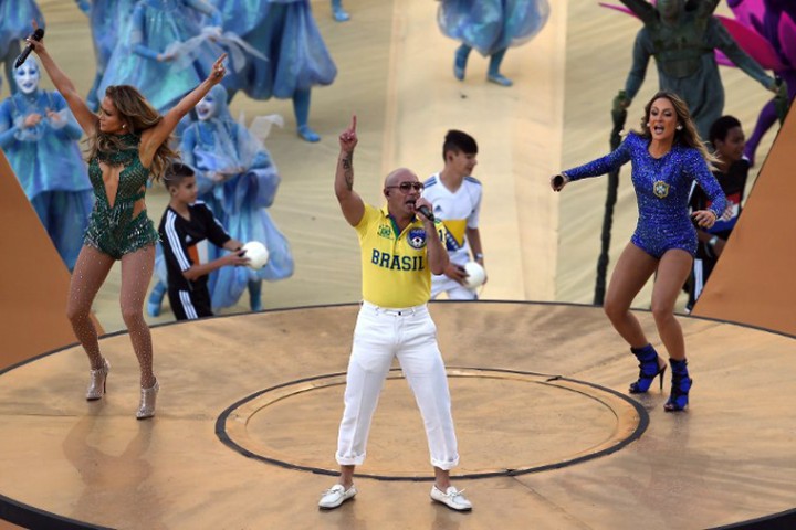 Бразилия доверила церемонию открытия ЧМ Дженнифер Лопес и выиграла стартовый матч турнира