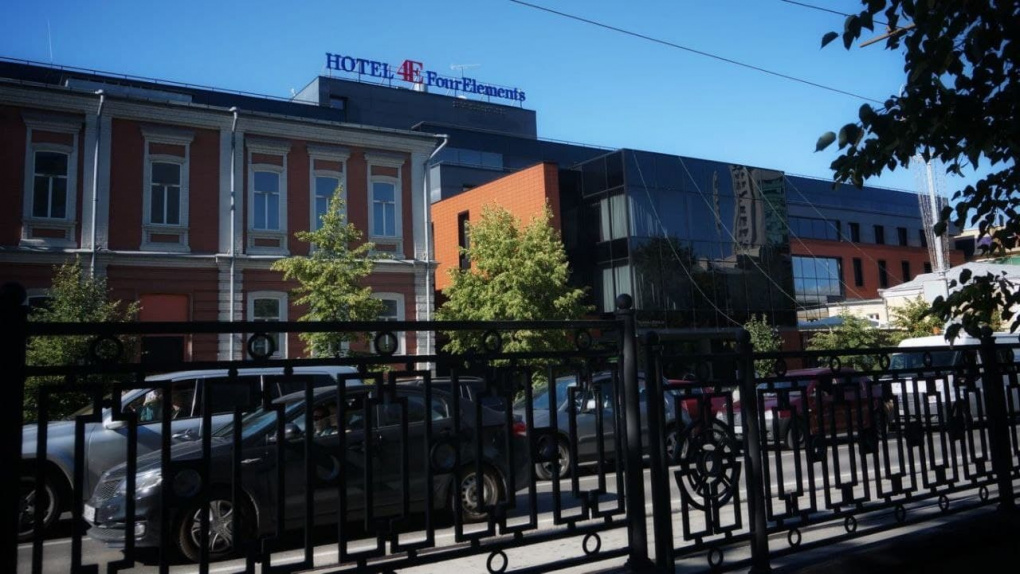 Латвийский банк-банкрот через суд забирает отель в центре Екатеринбурга