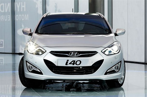 Hyundai показала «живые» фото новой модели i40