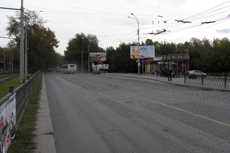 Дорожный ремонт в Екатеринбурге: бордюры класть забывают