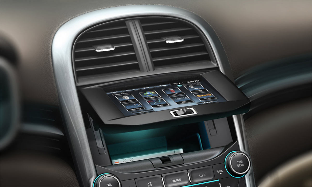 Chevrolet показала новый большой седан